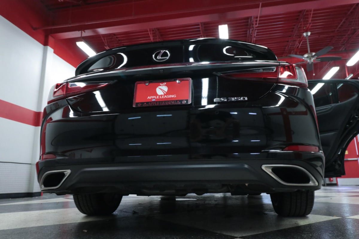 Used 2022 Lexus ES 350 Ultra Luxury w/ Accessory Package 2 FWD image 32