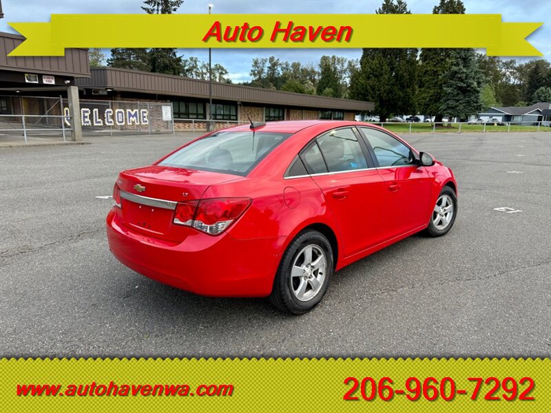 Used 2015 Chevrolet Cruze LT FWD image 5