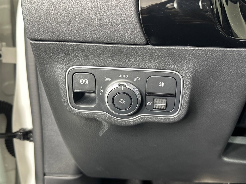 Certified 2024 Mercedes-Benz GLA 250 GLA 250 image 31