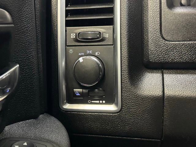 Used 2021 RAM 1500 Classic Warlock image 15