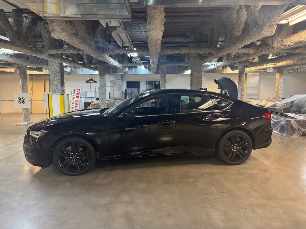 Certified 2022 Acura TLX w/ Technology Package image 9
