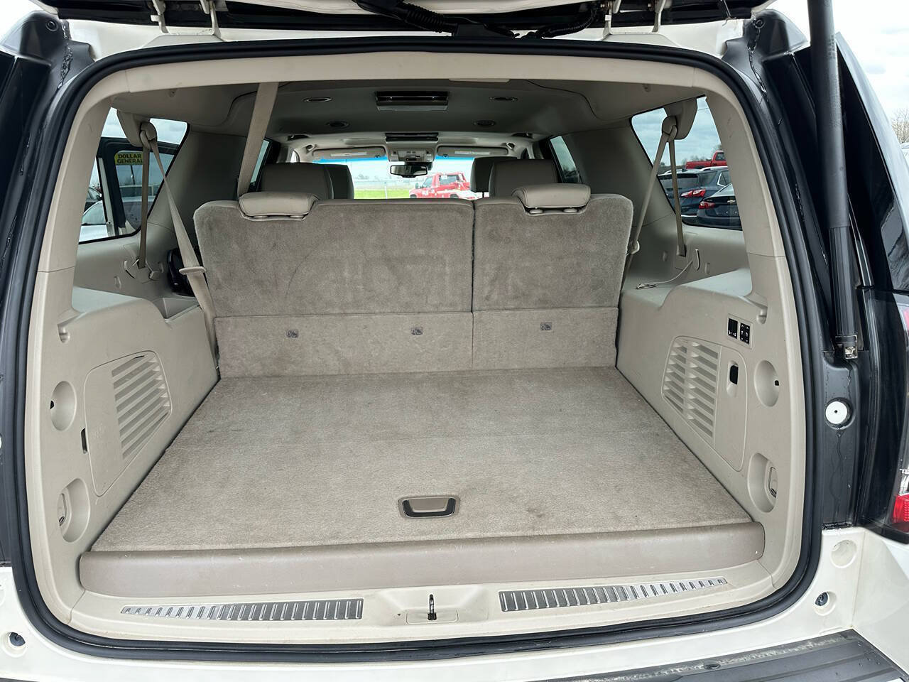 Used 2015 GMC Yukon XL Denali w/ Premium Package AWD/4WD image 18