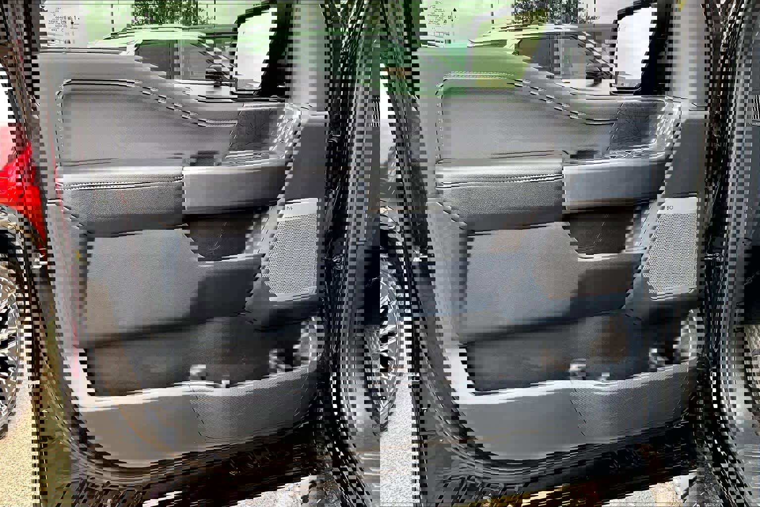 Certified 2022 Ford F150 XLT w/ Equipment Group 302A High image 21