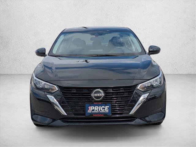 Used 2024 Nissan Sentra SV FWD image 2