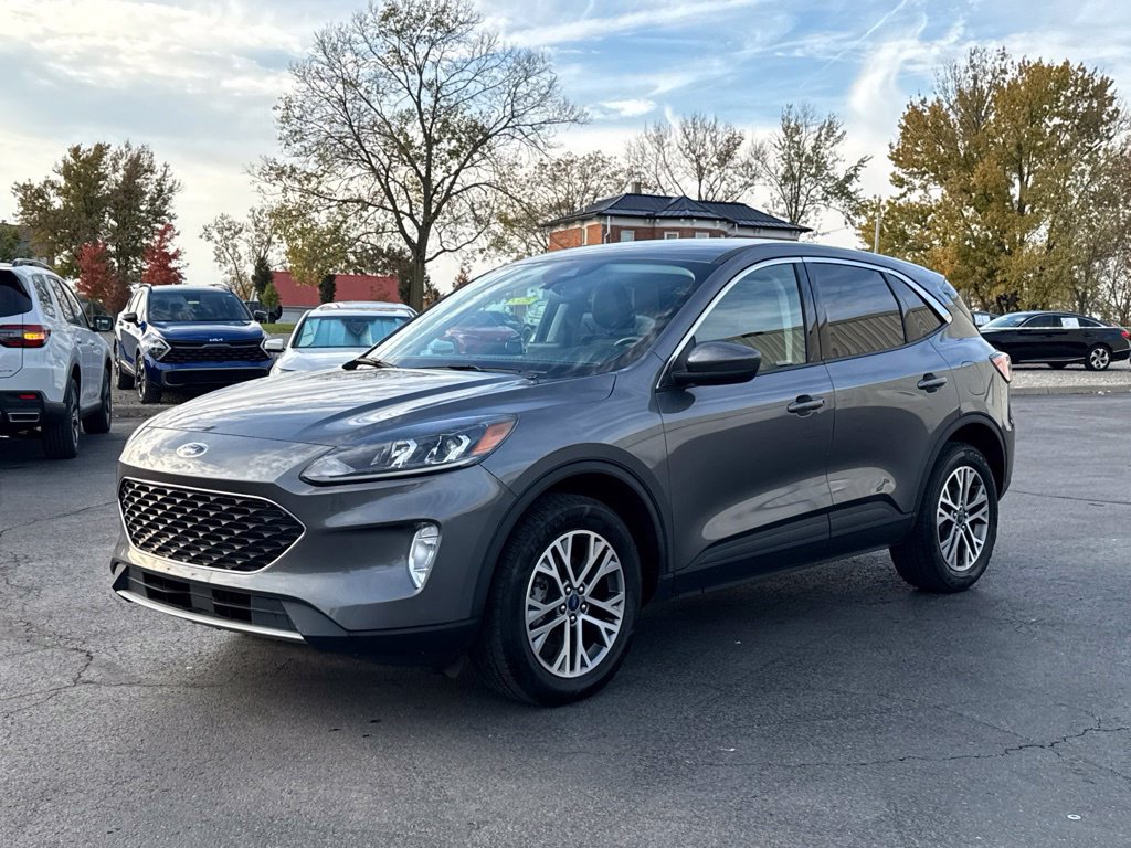 Used 2022 Ford Escape SEL AWD/4WD image 3