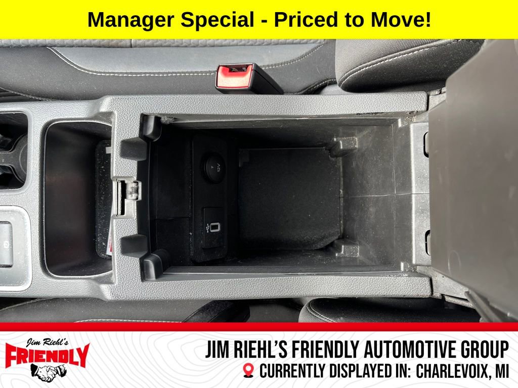 Used 2017 Ford Escape SE w/ Equipment Group 201A image 24