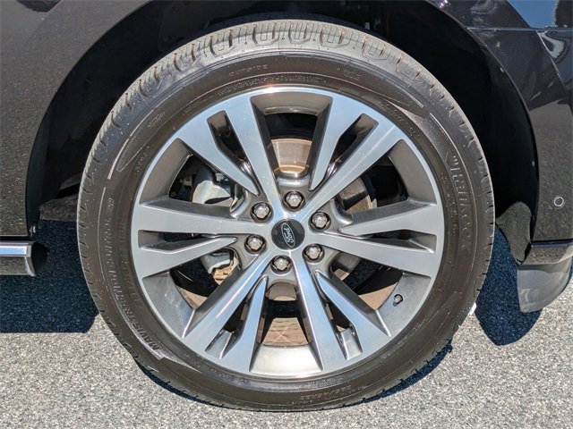 Used 2021 Ford Expedition Platinum image 11