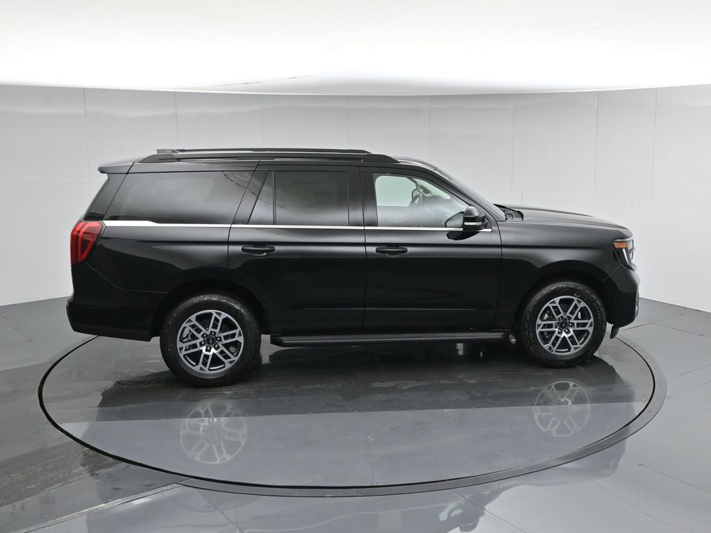New 2026 Ford Expedition Active image 41