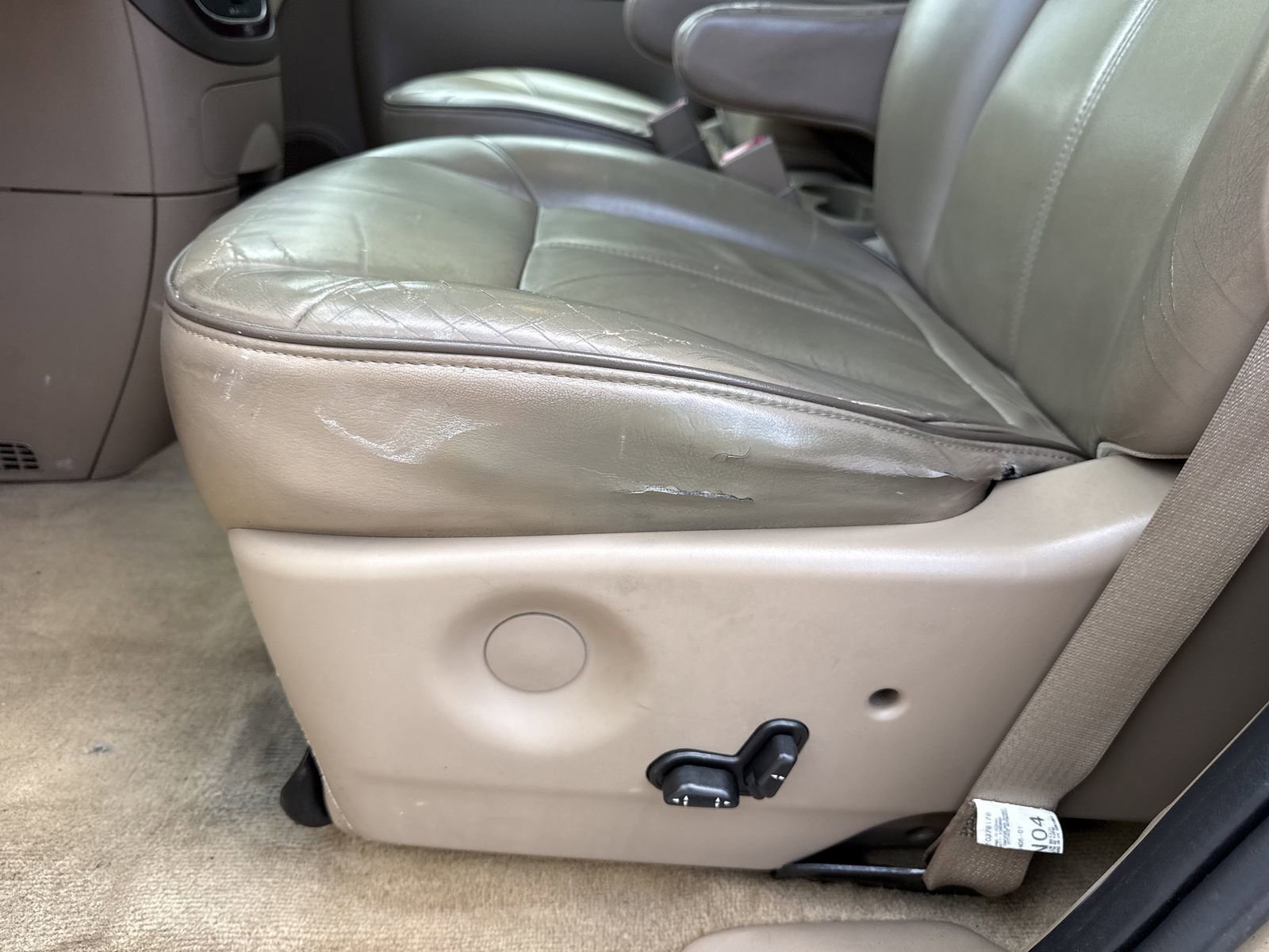 Used 2005 Buick Terraza CXL FWD image 19