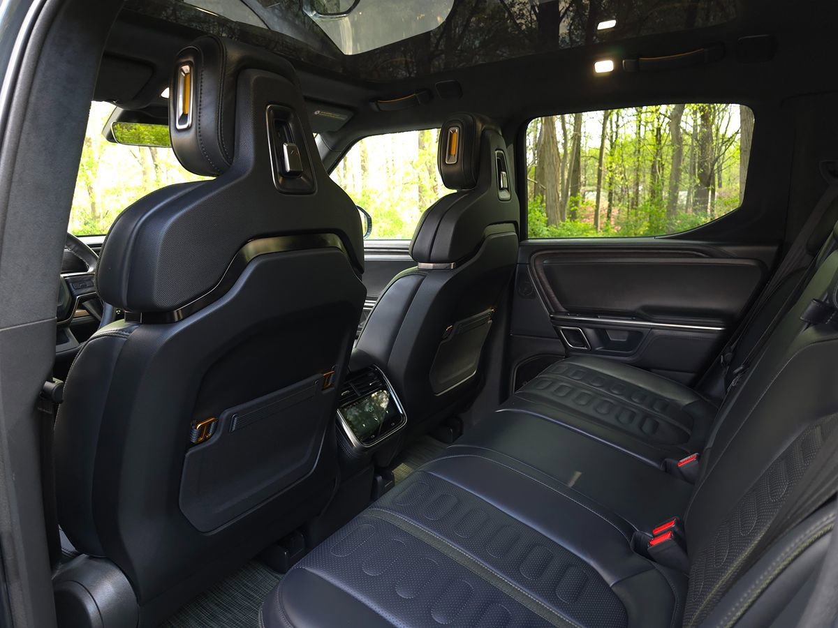 Used 2024 Rivian R1T Adventure AWD/4WD image 14