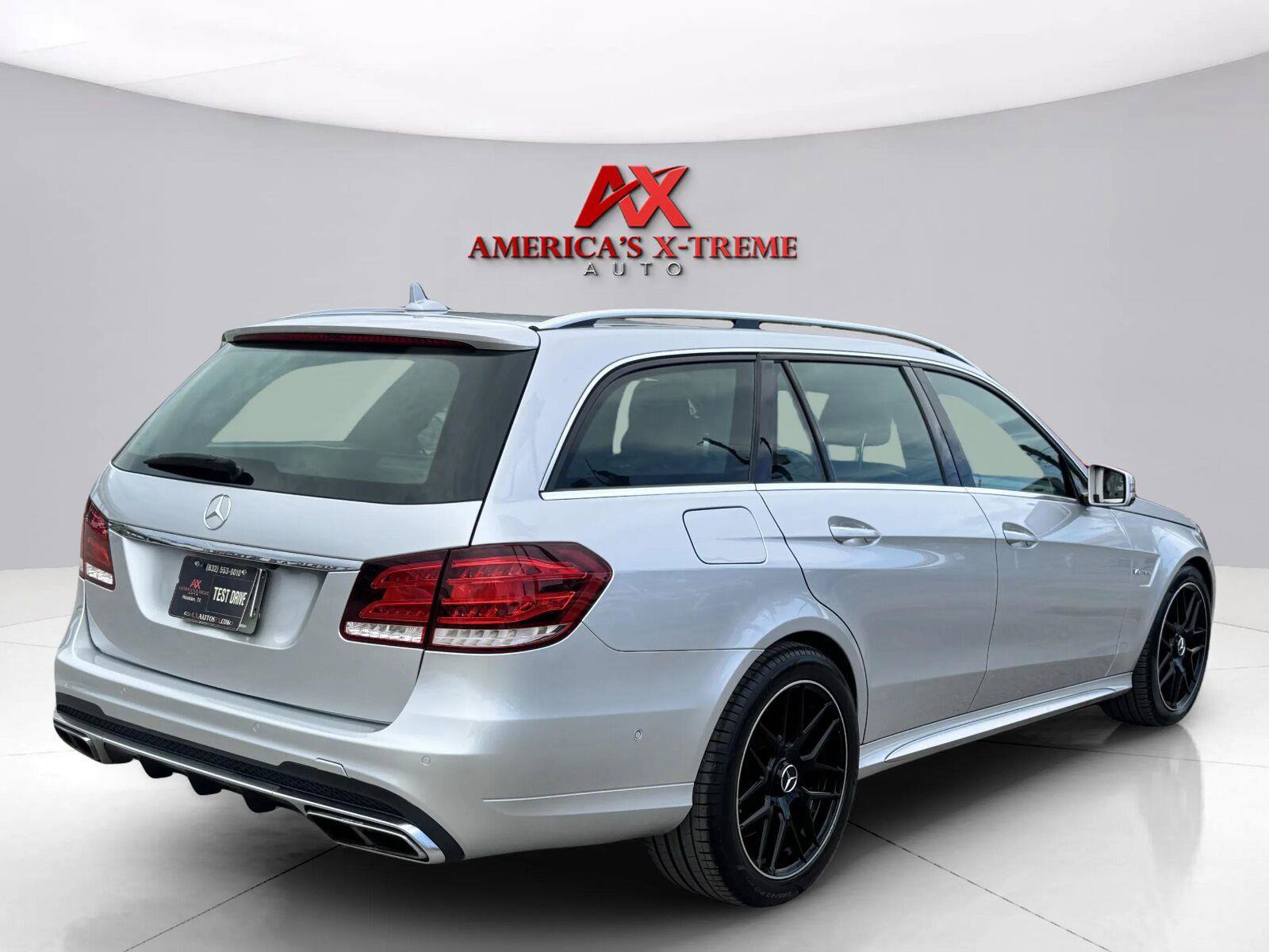 Used 2014 Mercedes-Benz E 63 AMG S-Model image 6