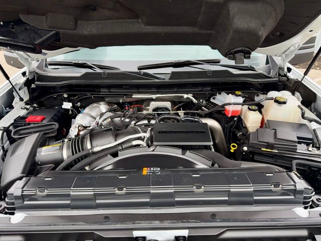 Used 2024 Chevrolet Silverado 3500 LTZ w/ LTZ Convenience Package AWD/4WD image 34