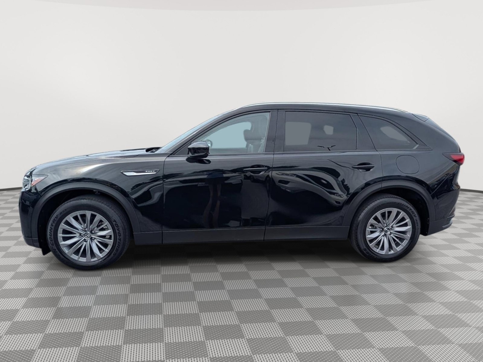 Used 2024 MAZDA CX-90 Plug-In Hybrid w/ Preferred AWD/4WD image 2