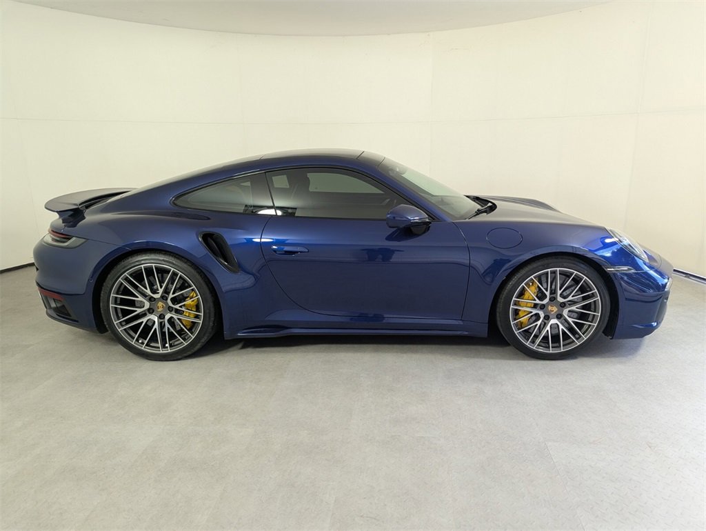 Used 2022 Porsche 911 Turbo image 3