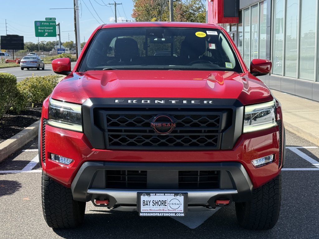 Certified 2024 Nissan Frontier PRO-4X w/ Technology Package AWD/4WD image 3