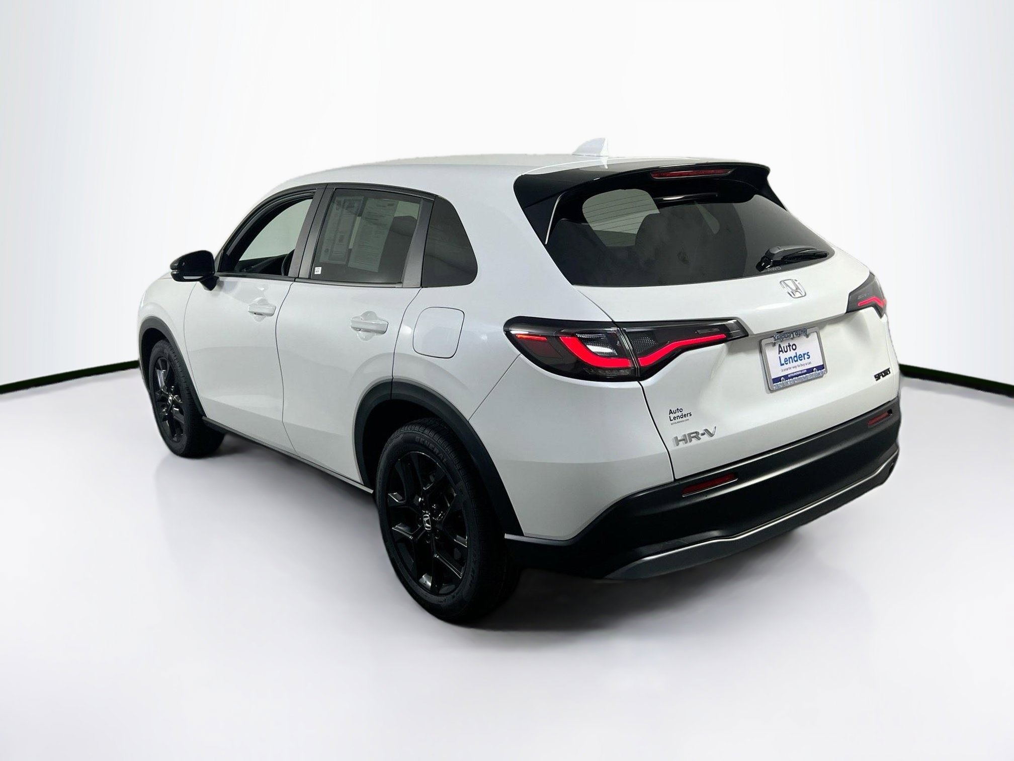 Used 2023 Honda HR-V Sport image 7