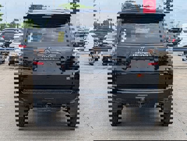 Used 2023 Toyota 4Runner 40th Anniversary SE image 5