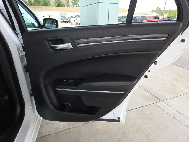 Used 2021 Chrysler 300 Touring L image 45