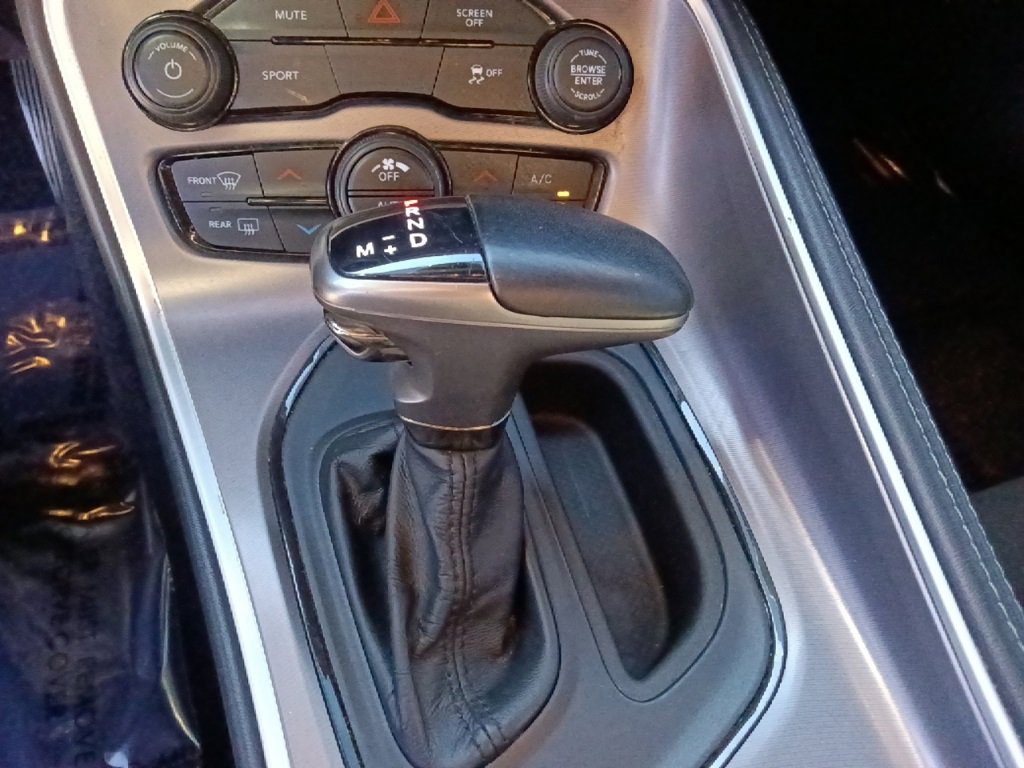 Used 2021 Dodge Challenger SXT image 25