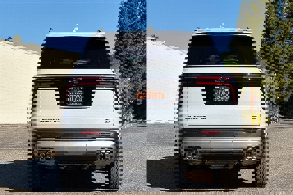 New 2026 Chevrolet Traverse Z71 w/ Enhanced Driving Package image 5