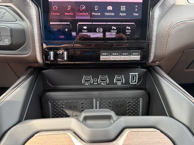 New 2026 RAM 3500 Longhorn AWD/4WD image 27