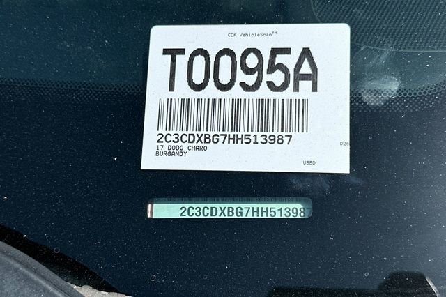 Certified 2017 Dodge Charger SE w/ Blacktop Package RWD image 17