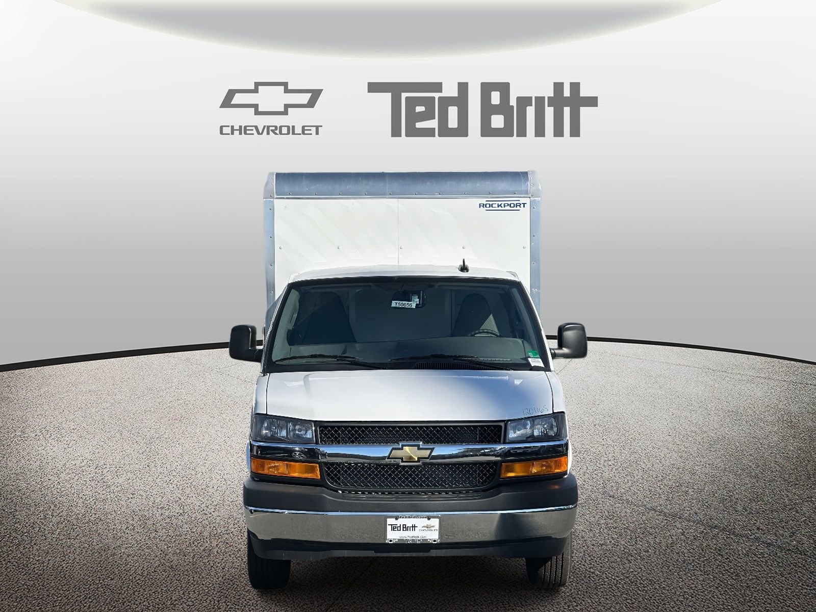 New 2025 Chevrolet Express 3500 RWD image 2