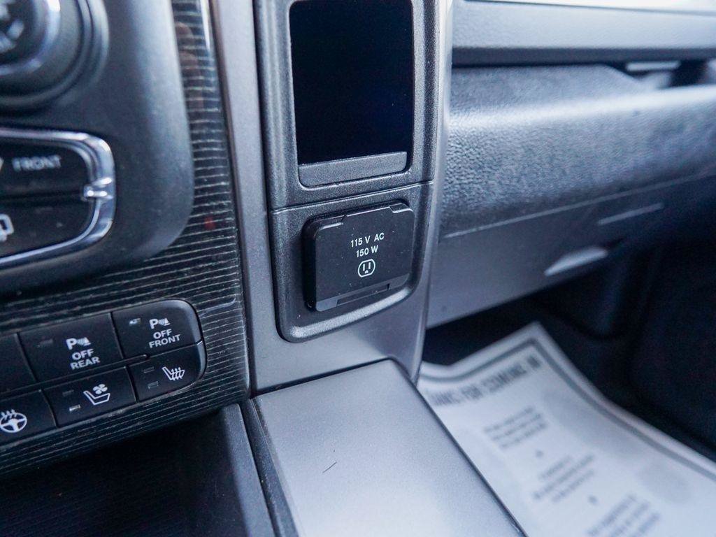 Used 2016 RAM 2500 Limited AWD/4WD image 33
