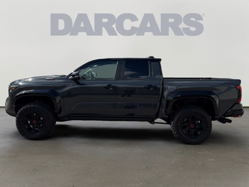 Used 2025 Toyota Tacoma TRD Pro w/ Tow Tech Package AWD/4WD image 4