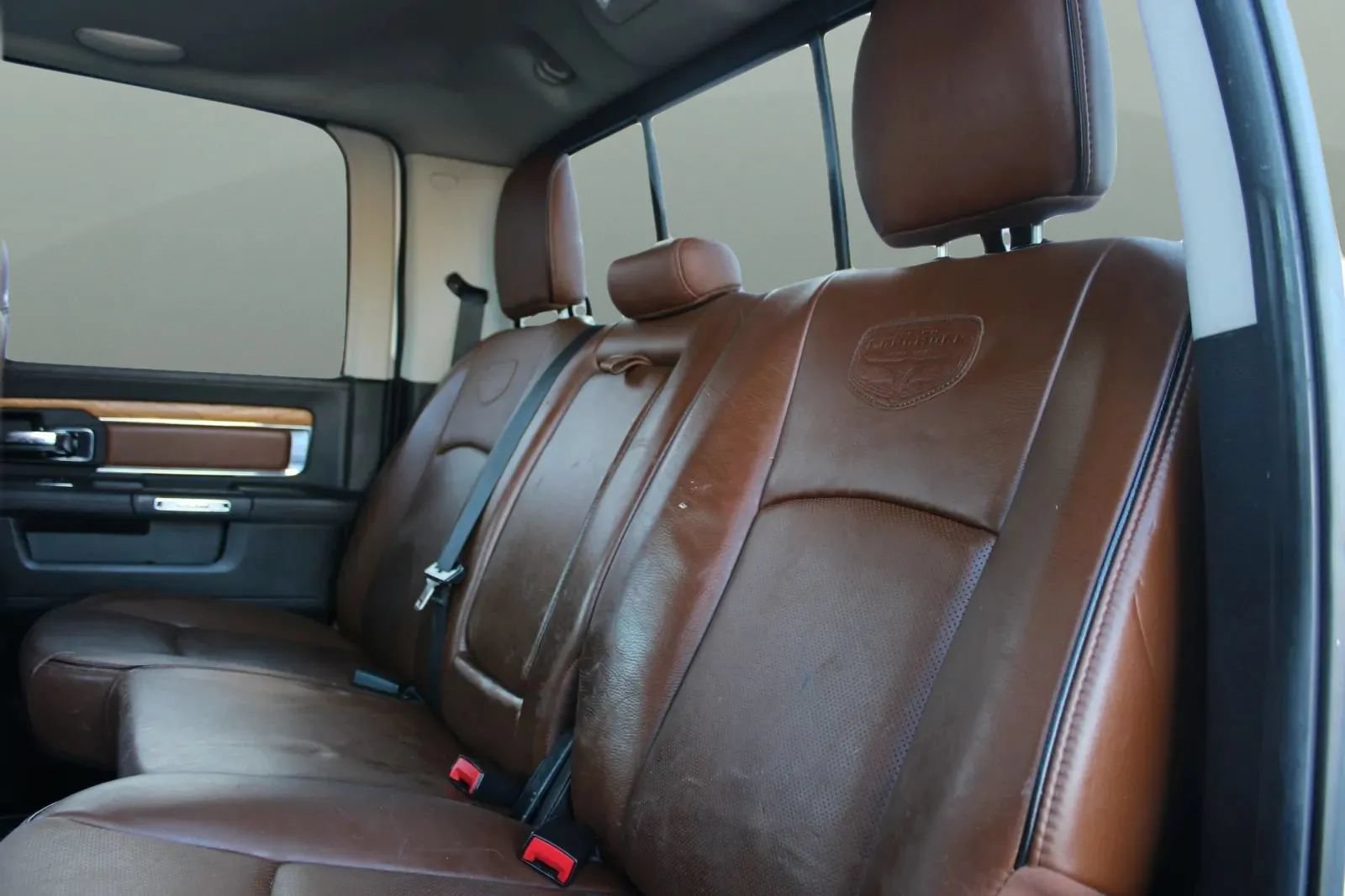 Used 2014 RAM 2500 Longhorn w/ Convenience Group AWD/4WD image 27
