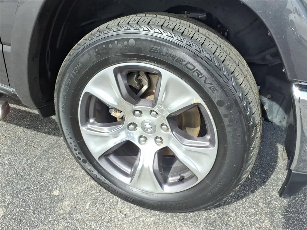 Used 2020 RAM 1500 Laramie image 9