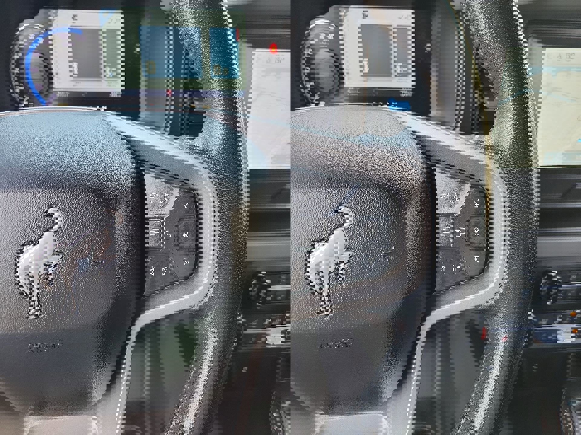 Used 2022 Ford Bronco Black Diamond image 31