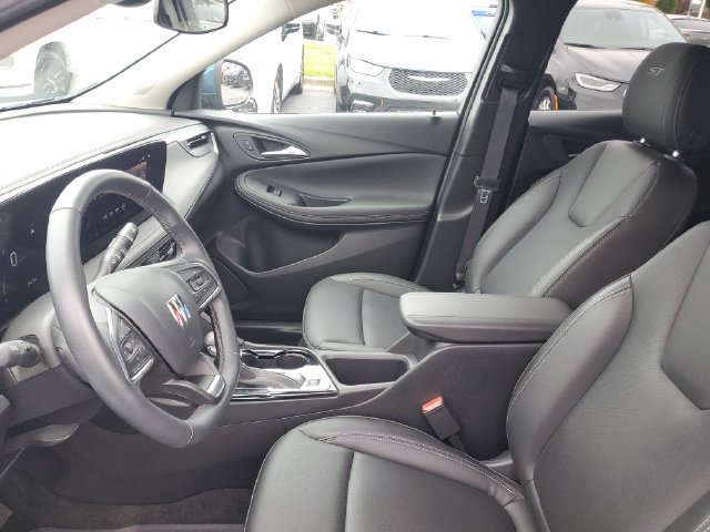 Certified 2024 Buick Encore GX Sport Touring w/ Comfort Package FWD image 17