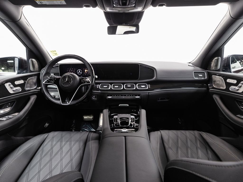 Certified 2024 Mercedes-Benz Maybach GLS 600 4MATIC image 27