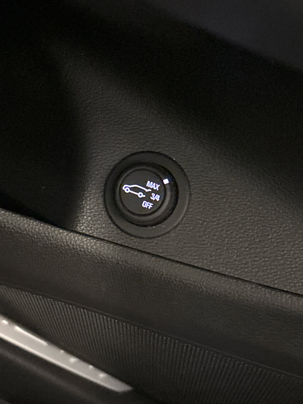 Used 2019 Buick Envision Essence image 22