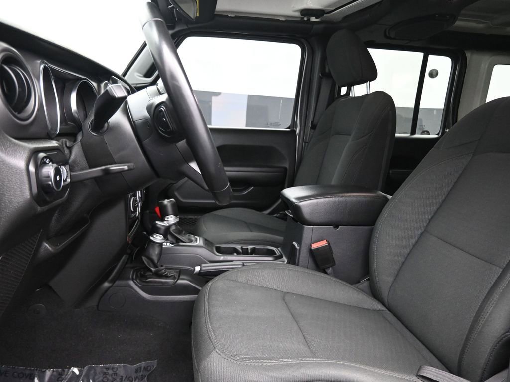 Used 2021 Jeep Wrangler Unlimited Sport image 17