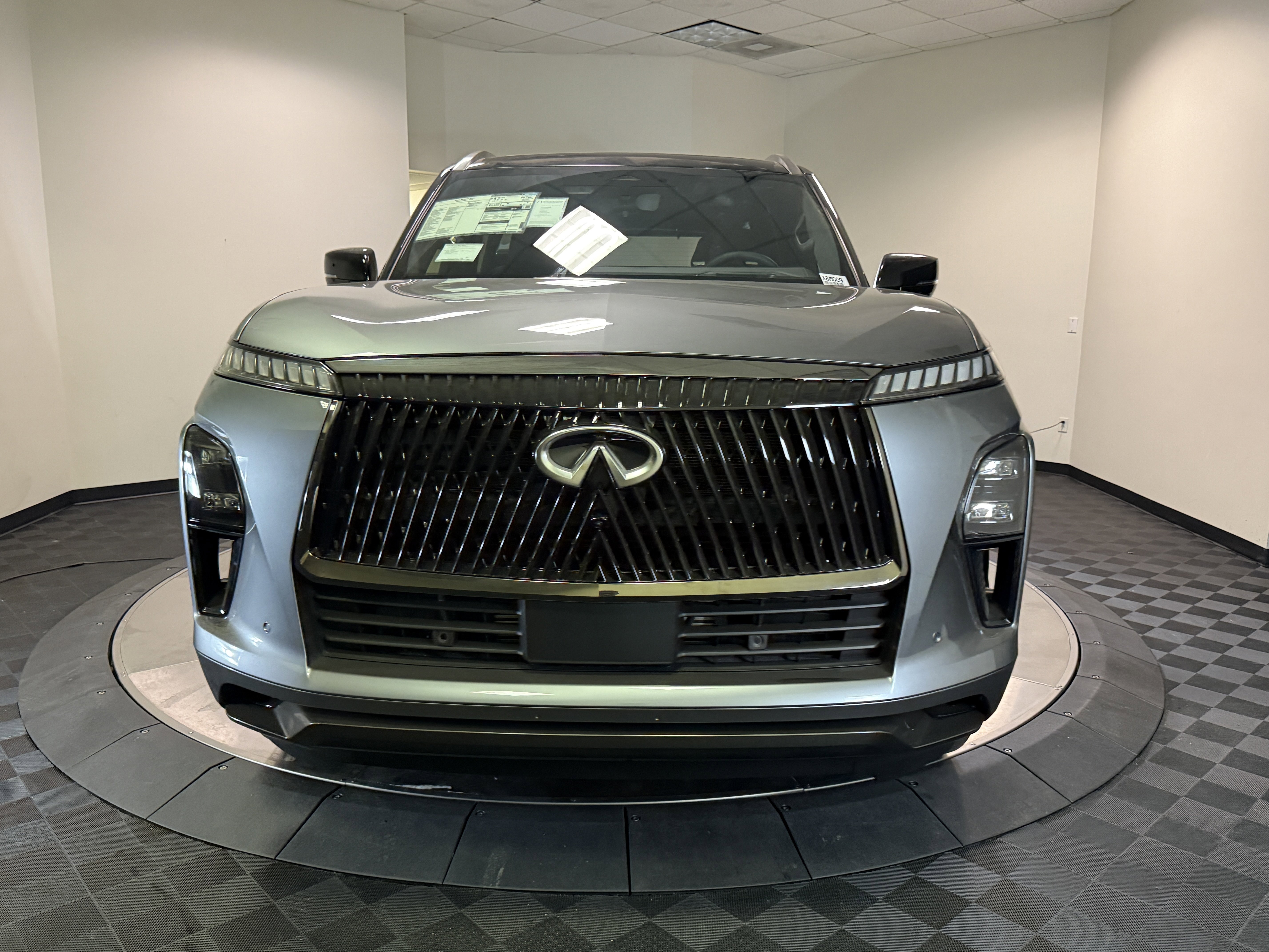 New 2026 INFINITI QX80 Autograph image 2