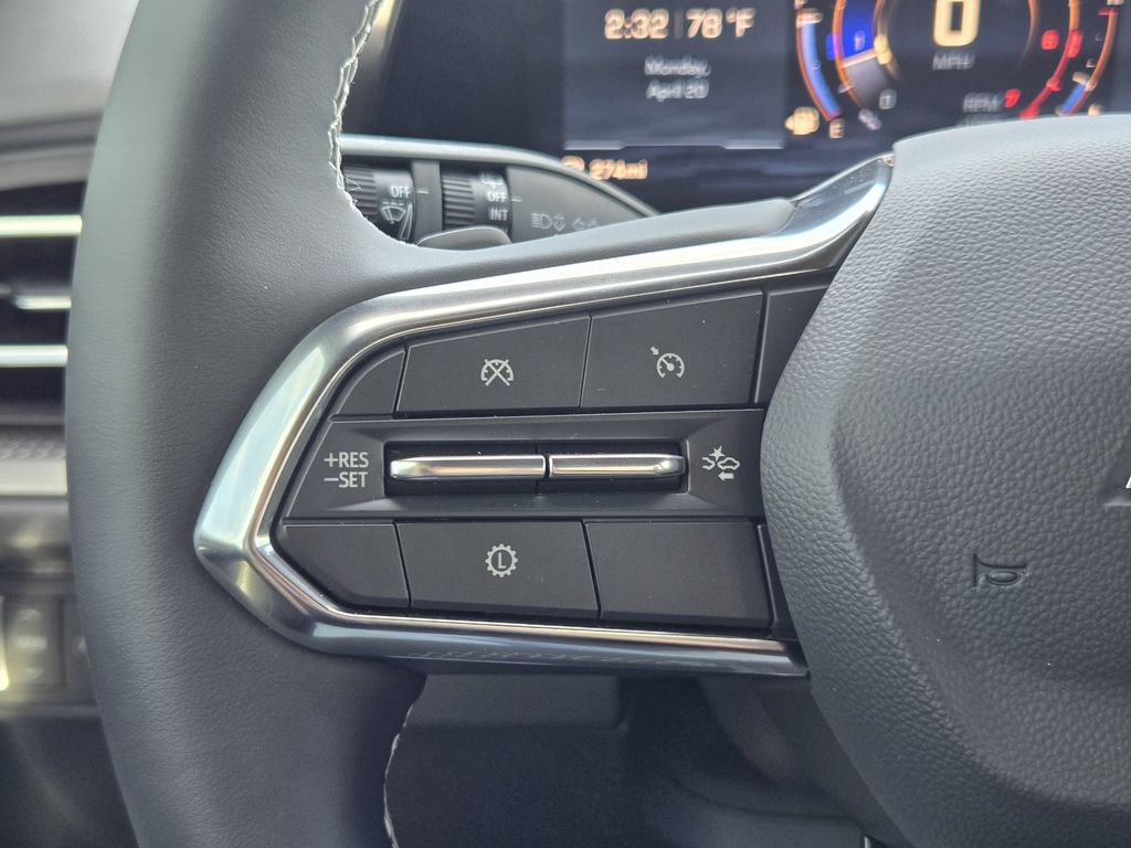 New 2026 Chevrolet Traverse LT FWD image 28