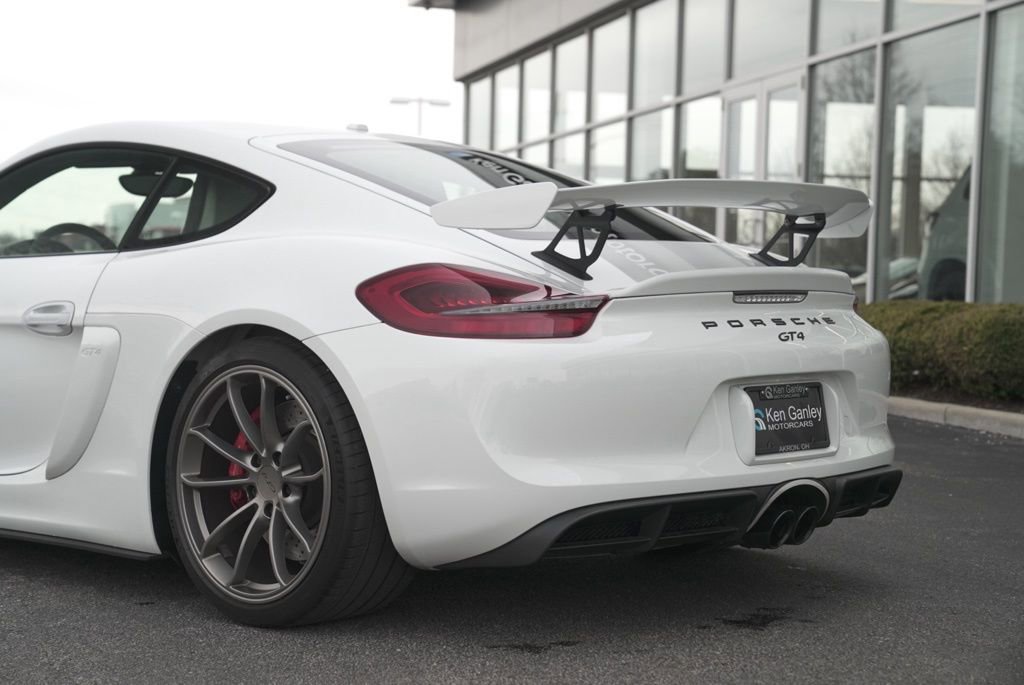 Used 2016 Porsche Cayman GT4 RWD image 13