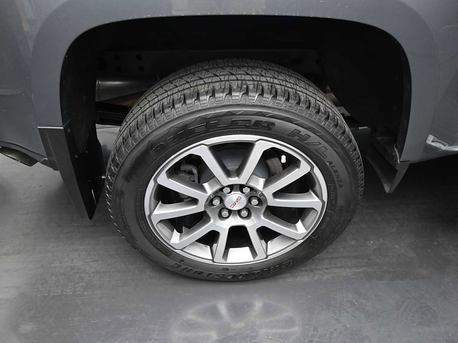 Used 2022 GMC Canyon Denali w/ LPO, Power Package AWD/4WD image 10