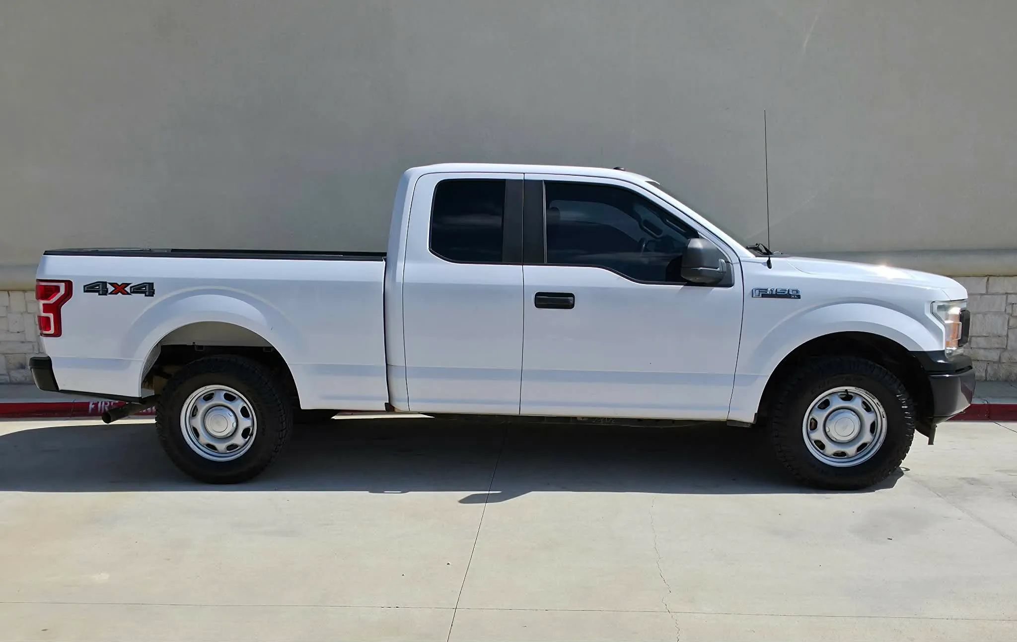 Used 2019 Ford F150 XL w/ XL Power Equipment Group AWD/4WD image 2