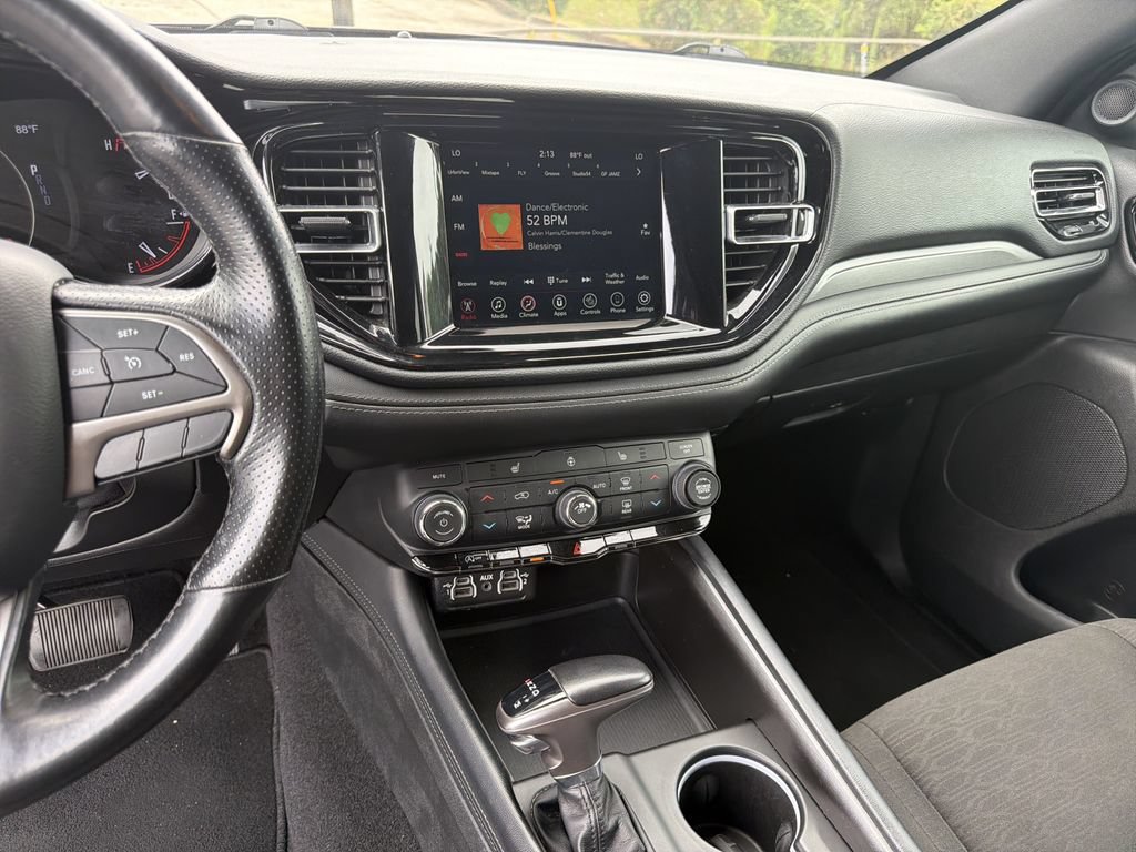 Used 2024 Dodge Durango SXT RWD image 26