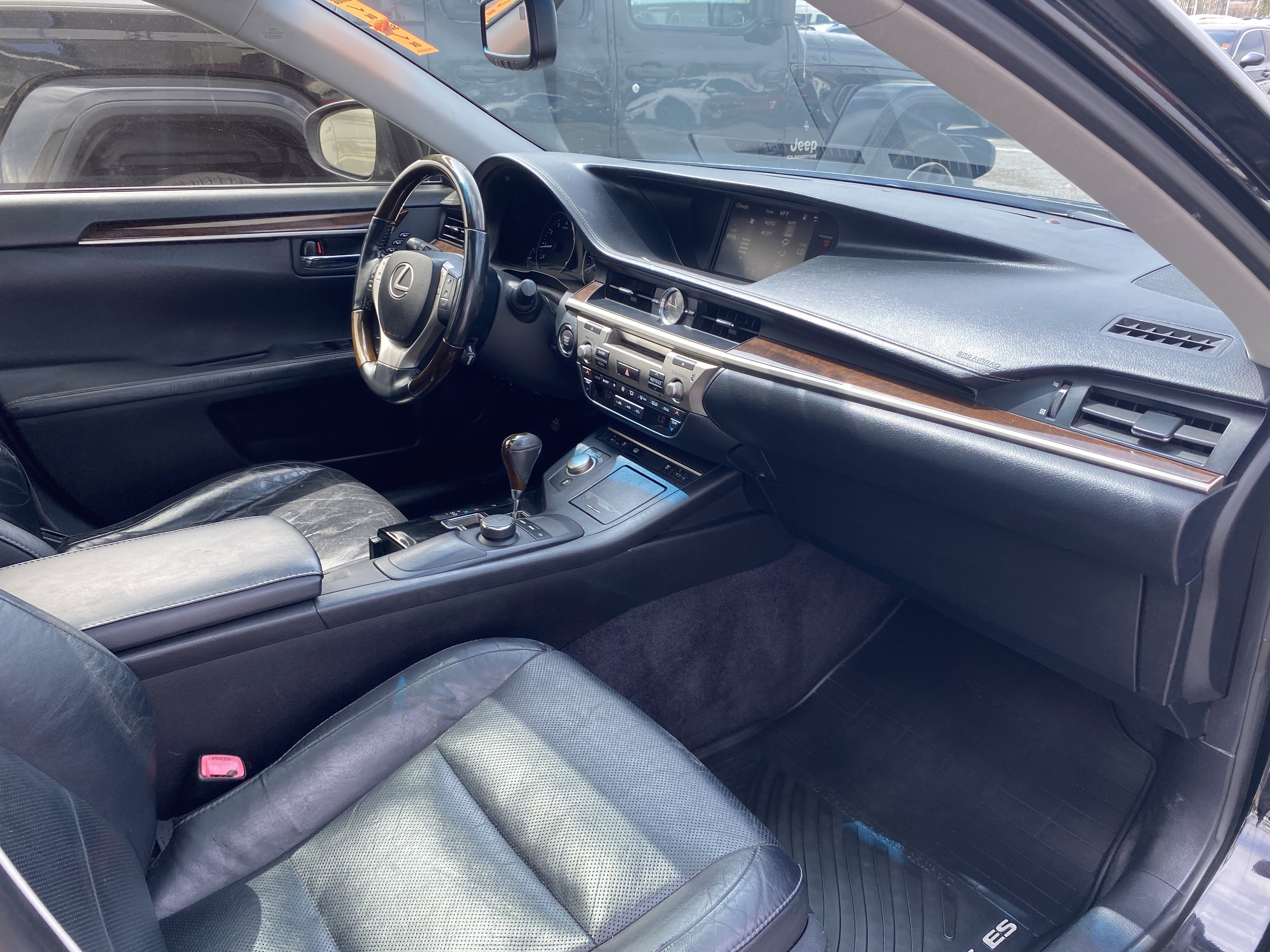 Used 2015 Lexus ES 350 image 22