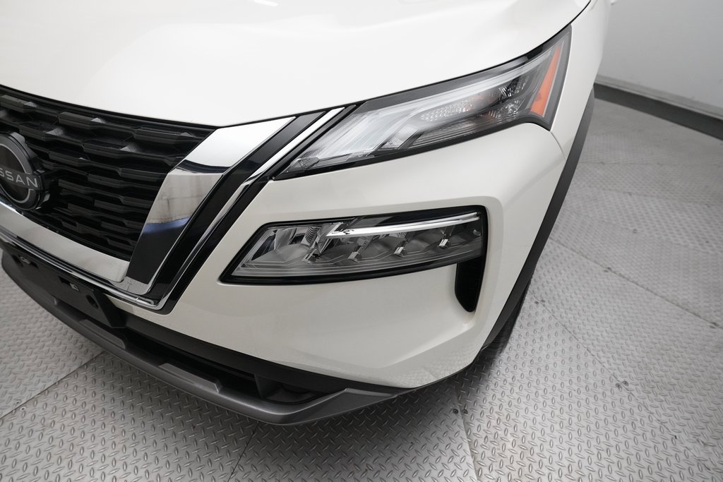 Used 2023 Nissan Rogue SL image 23