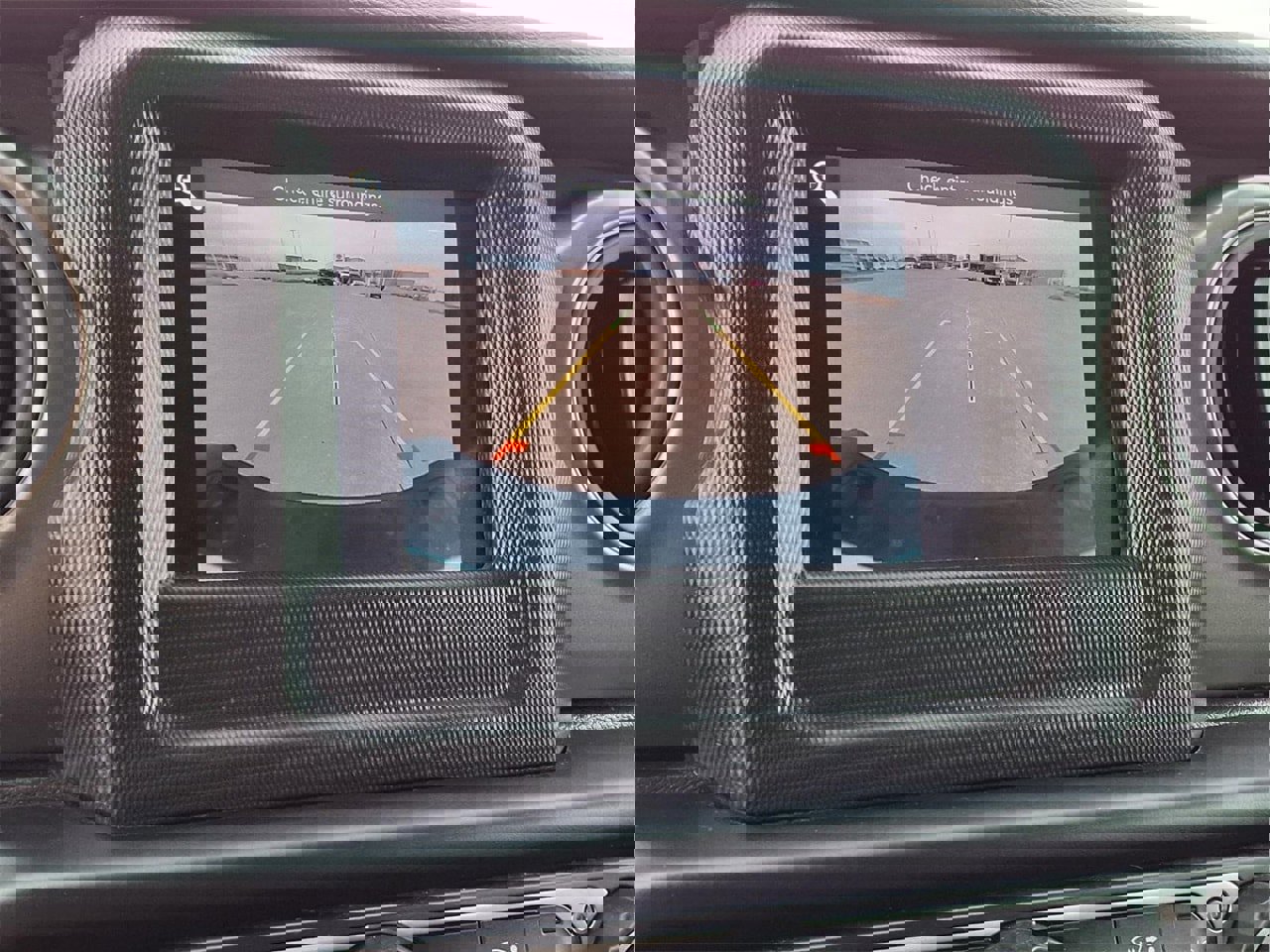 Used 2022 Jeep Gladiator Sport image 16