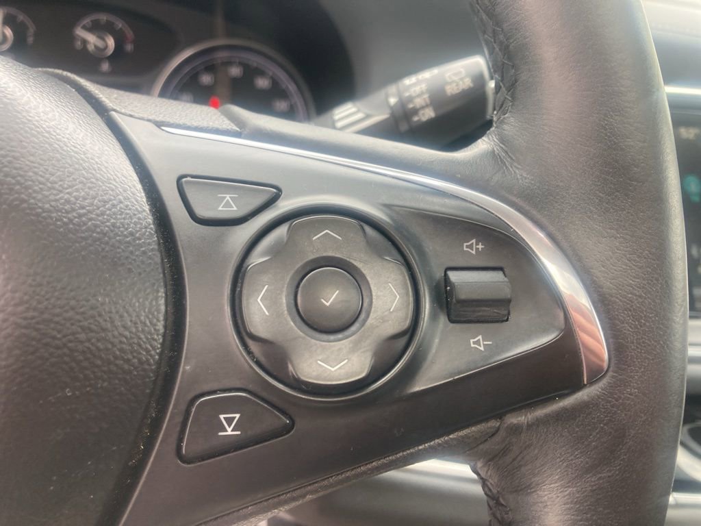 Certified 2018 Buick Enclave Premium w/ Experience Buick Package image 30