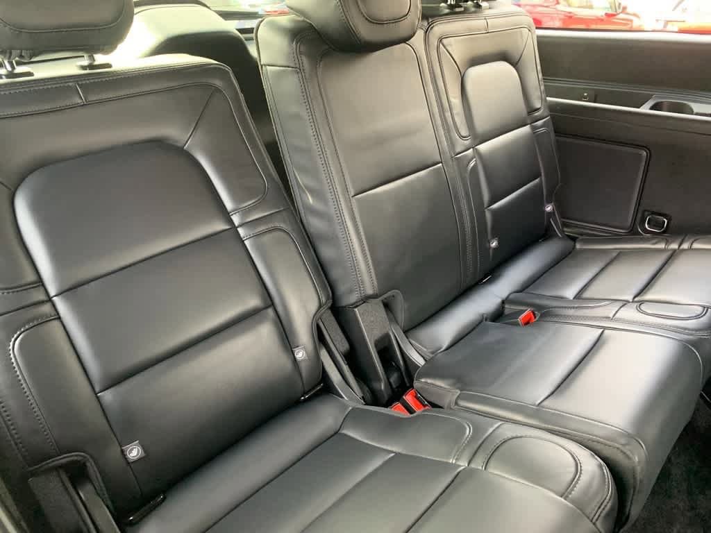 Used 2022 Lincoln Navigator Reserve AWD/4WD image 23