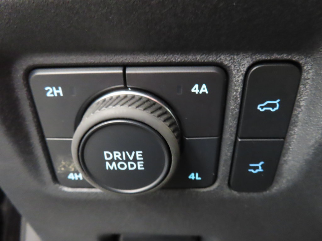 Used 2025 Ford Expedition Max Active AWD/4WD image 62