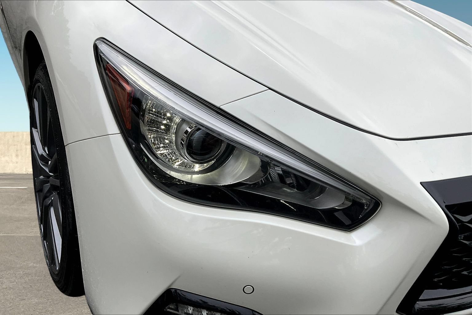 Certified 2022 INFINITI Q50 Red Sport 400 w/ Carbon Fiber Package AWD/4WD image 31
