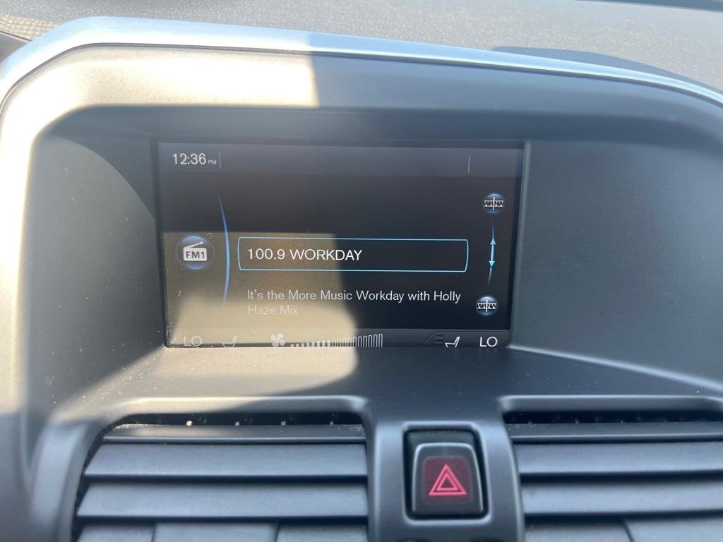 Used 2014 Volvo XC60 T6 AWD/4WD image 23